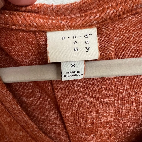 Fall Tops Bundle - Picture 3 of 5